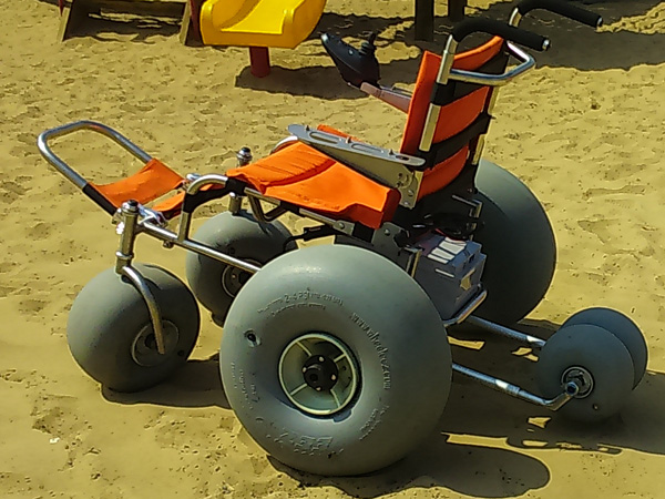 silla-ruedas-todo-terreno-motor3